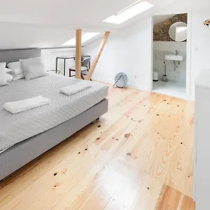 Maison d'hôtes Lusiadas With Private Bathroom, Lisboa